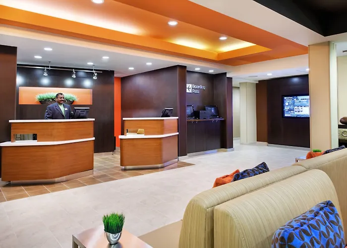 Courtyard North/i-10 Capital Circle 3*