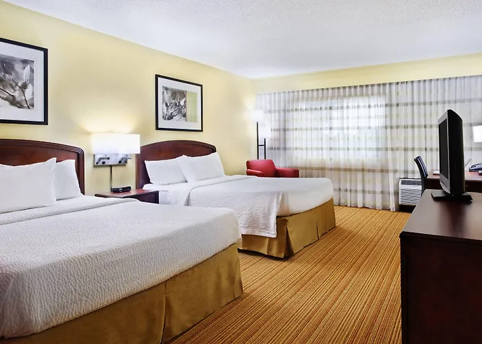 Hotel Courtyard North/i-10 Capital Circle 3*