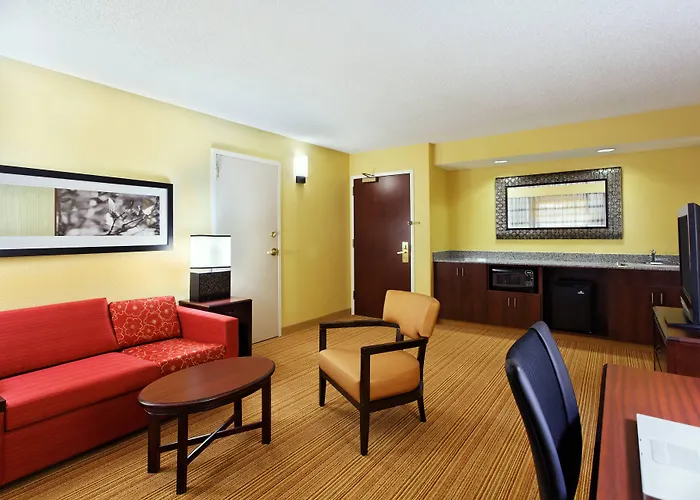 Courtyard North/i-10 Capital Circle