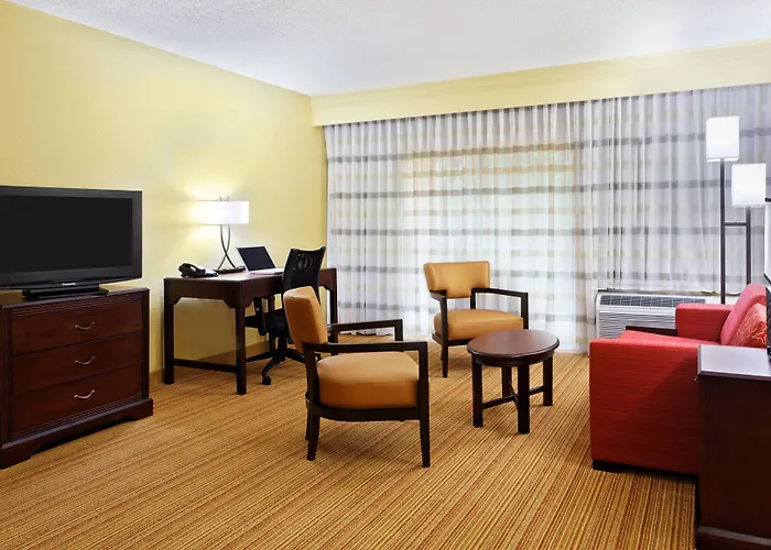 Courtyard North/i-10 Capital Circle
