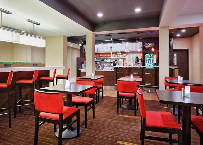 Courtyard North/i-10 Capital Circle Hotel 3*